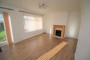 Sitting Room- click for photo gallery